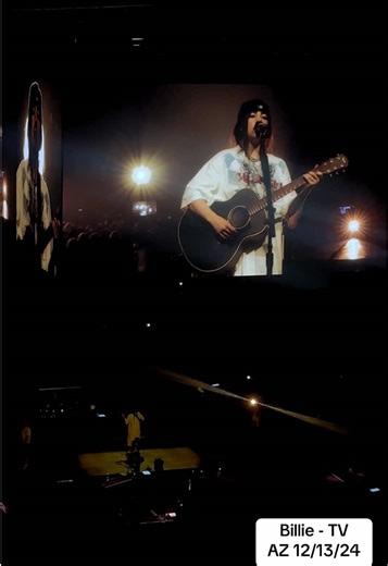 Therapitic asf honestly- TV in AZ 12/13/14 #billie #billieelish #hitmehardandsofttour #hitmehardandsoftbillieelish #roevwade #arizona
