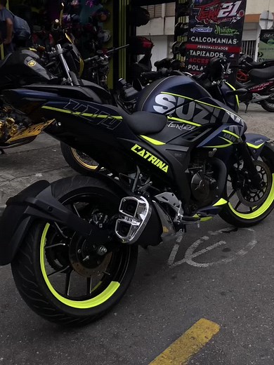 Gixxer 250: Toques Mágicos y Personalizaciones Únicas