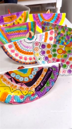 🪔✨Rocking Diwali Diya Lamps. 🪔✨ Give these a go on the lead up to Diwali! So simple, fun and effective. Great Diwali craft for kids! #Diwali2025 #Diwali #DiwaliCrafts #fblifestyle | Learning and Exploring Through Play