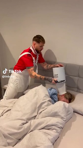 Explore Surreal Video Art with Digitakt Beats