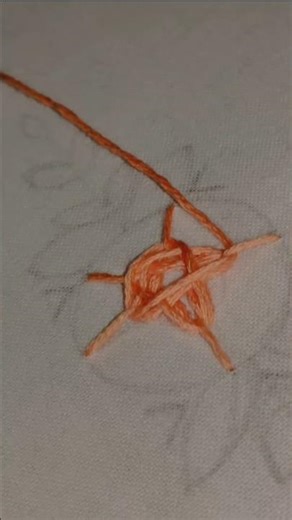 embroidery hoop flower 🌸🌹 making tutorial #easytutorial #easyembroiderytricks #embroideryshorts