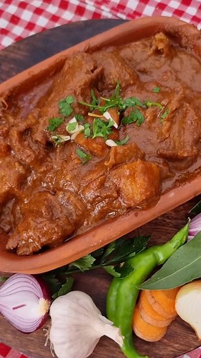 Traditional Meat and Vegetable Dish Cooking Guide