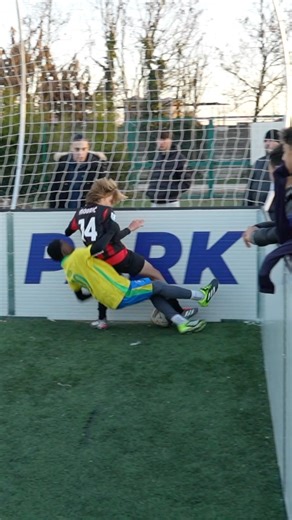 INCREDIBILE FOUL BY MINI PELÉ😱 Now on @PirlasV the Final 🏆