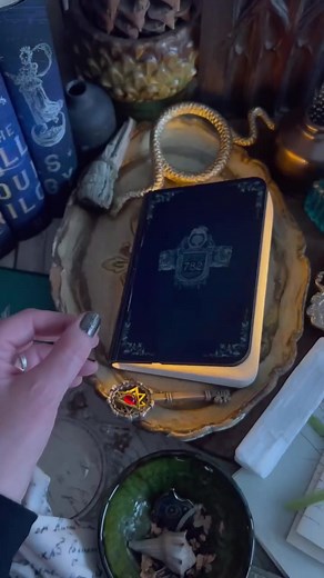 We requested Ashmole 782 from the Bodleian Library 📚💡 #booktok