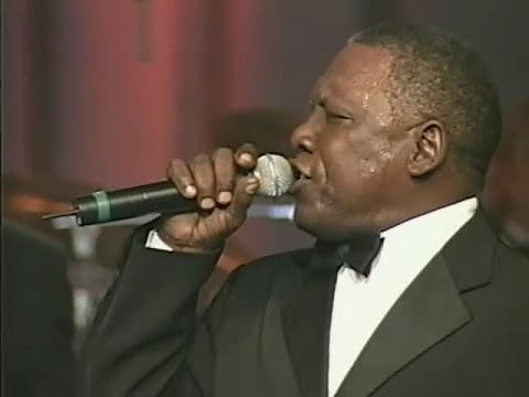 Charlie Thomas' Drifters "Dance With Me" Live - 2005