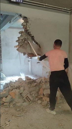🔨 🧱 Efficient Wall Demolition Technique For Renovation