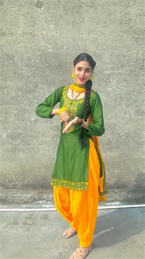 Helli pe Aiye 💯❤️‍🔥 #trending #shorts #youtubeshorts #viral #viralvideo #love ‪@Itskhushikumari15‬