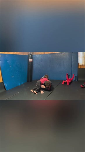 Wrestling Technique: Essential Hip Control Mastery #shorts