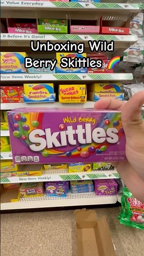 Unboxing Wild Berry Skittles 🌈