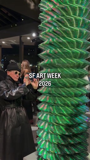 SF Art Week took over the city this week — and it’s not over yet! From exhibition openings and curator-led tours to artist talks and art fairs, visitors from around the world flocked to the city for a celebration of the Bay Area’s diverse art scene. Head to the link in our bio to see how to make the most of Art Week’s final days. 🎥: Stephanie Gerson, Sam Mondros #sanfrancisco #bayarea #sf #artweek