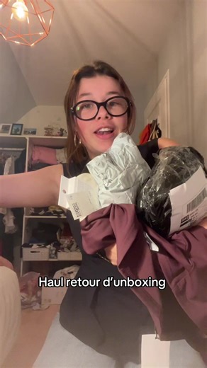 Merci Vinted et un grand merci à @reliabijoux vous avez toujours -10% avec le code MANON10 #mercimesvies #haul #pourvotreplusgrandplaisir