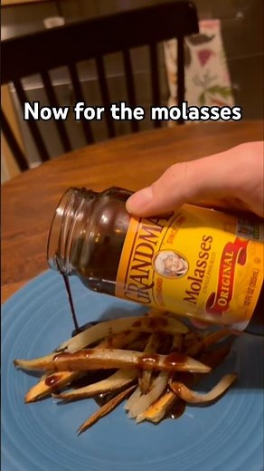 I Made Potatoes & Molasses from Over the Garden Wall #shorts #overthegardenwall #cooking #recipe pe