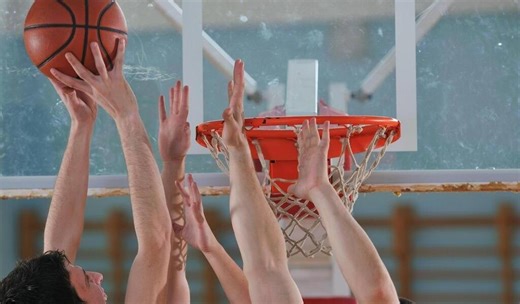 Décathlon rappelle un panier de basket susceptible de « tomber » sur les utilisateurs