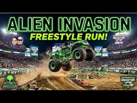 Monster Jam Showdown | ALIEN INVASION Freestyle! 🛸