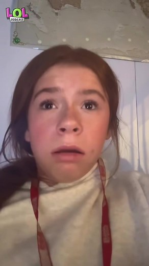 She Really Tried! Sneeze with Eyes Open Comedy Performance