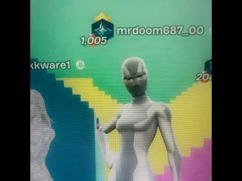 Playing Roblox cail selling one taps