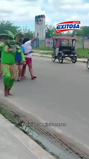 ¡Policías carnavaleros! #policia #pnp #carnaval #amazónico #chullachaqui #iquitos #exitosaiquitos | Exitosa Iquitos