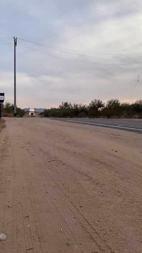 1.9K views · 234 reactions | Out for a cruise in the desert! #peterbilt #custom #truck #bigrig #trucking @truckerboi | Steve Mitchell | Facebook