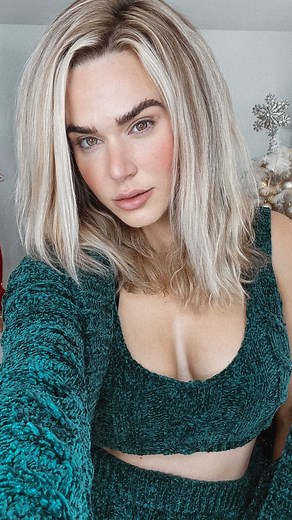 CJ Perry on Instagram: "#WWERaw #WWETLC"