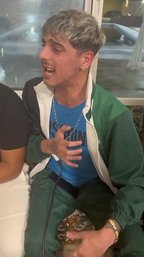 8.1K reactions · 172 comments | El Bobo de las 3000, Quiero dejar de volar (Bulerías) #bulerias #flamenco #guitarra #bobo #3000viviendas #sevilla #gitano #live #guitar #amigos #sur #cante #fiesta #corazon #sentir #hhcultura #españa #spain #flamenco #musica #spainmusic #guitarrista #palmas #palmeros #cejilla #guitar #spainguitar #spanishguitar | Qué Flamenco | Facebook