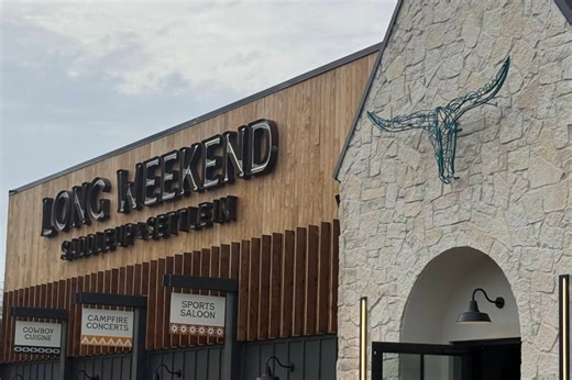 Heights Bar Jungle Gym Turns Quiet Backyards Into Front Row Chaos