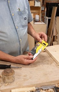 Paul Sellers | Just so you know how to set up your Stanley woodworkers knife. | Instagram