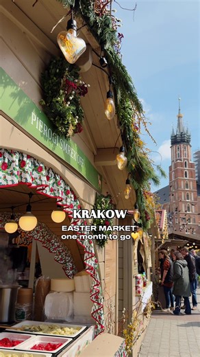 🐣 EASTER MARKET IN KRAKÓW 📅 26.03–06.04 🕙 10:00 AM – 10:00 PM 📍 Main Market Square Spring in Kraków means one thing — the Easter Market takes over the Main Square with color, tradition and incredible atmosphere. Expect beautifully handcrafted Easter decorations, traditional Polish food, regional sweets, folk performances and live cultural events right in the heart of the Old Town. ✨ Stalls are open every single day — including Sundays and public holidays. And of course — we’ll be there too! 