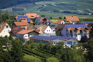 Solar-power benefits aren’t reaching communities of color