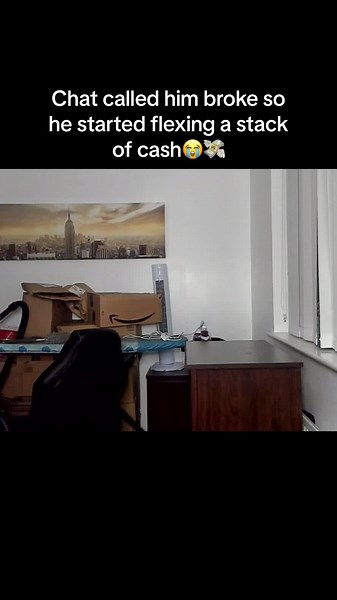 Flex on em rq #money #moneytok #moneyflex #fyp #foryou