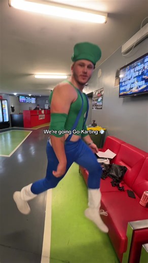 Fun Mario Cosplay Driving Skills Adventure