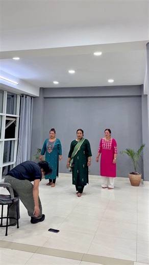 Lal dupatta adult begginers part-17 #hozana2504 #viral #trending #dance #foryou Contact us for all types of dance training from zero level basic dance classes for all ages and personal dance classes home dance training private online classes and choreography for all events wedding and others Hozana dance studio Nepal Satdobato Tutepani lalitpur Call:9810310201 Map on bio 👉👉👉