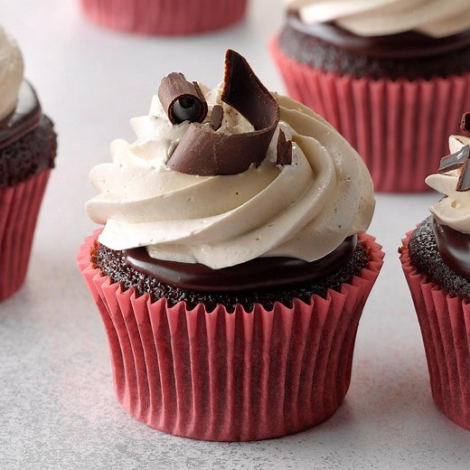 Chocolate Peanut Butter Cupcakes