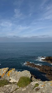This part of Newquay is something special 🌊🌊 Beautiful on the calmest of days, but also the perfect spot to watch the stormy waves roll in. Save this post for your next coastal walk 👌 📍 Towan Headland, Newquay | Love Newquay