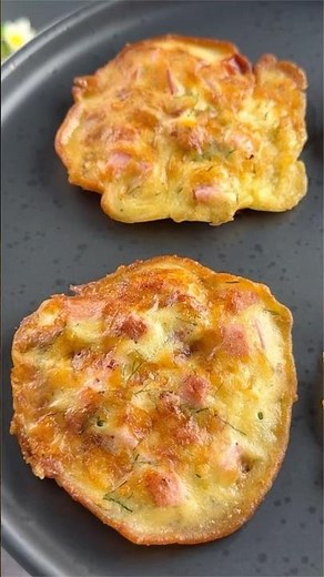 Irresistibly Delicious Pancakes with Cheese and Tomato Recipe