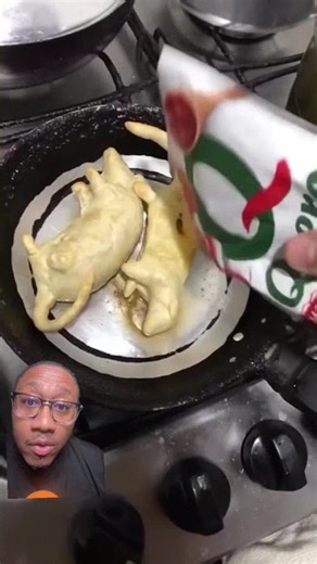 Air Fried Mouse Surprise 🤢🤢🤢🤢 #gregory_mccullough #foodtiktok #foodreviews #foodvideos #foodcont
