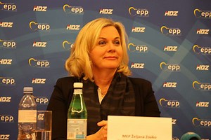 Zovko u Bruxellesu: Stari most je simbol pomirenja, a ne razdvajanja - Jabuka.tv