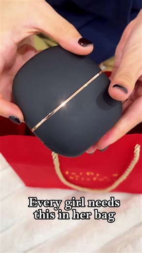 A portable mini straightener? up to 400°F!