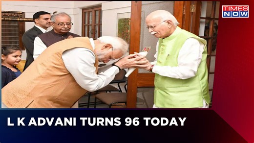 PM Modi Wishes L K Advani On His 96th Birthday | English News