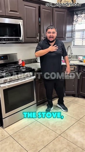 Balloon Pop Prank Gone Wrong! His Reaction Is Priceless! 🎈😂#shortvideo #prank #comedy