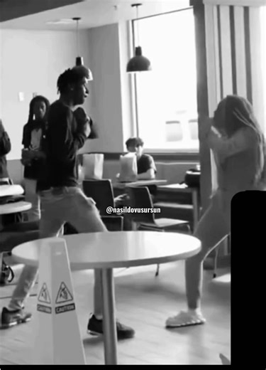 Mastering Slips in Boxing: Techniques for Effective Defense