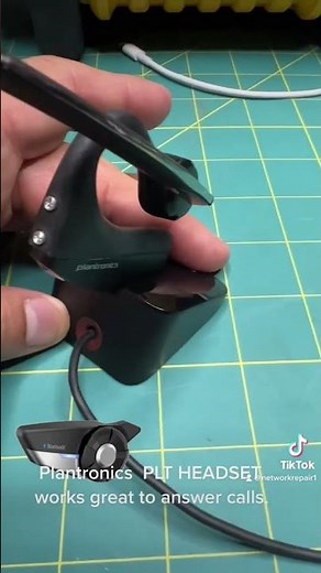 Plantronics PLT HEADSET, works great to answer calls., #audio #calls #headset #phone