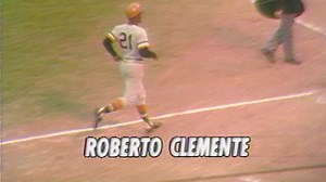 Roberto Clemente hits a rocket during game 7 of the 1971 World Series. | Pittsburgh Pirates Highlights