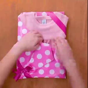 22M views · 14K reactions | Wrapping gifts got a whole lot easier with these 13 clever ideas! | MetDaan | Facebook