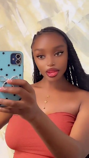 This song is on my playlist @mimikampala@M A L C O L M