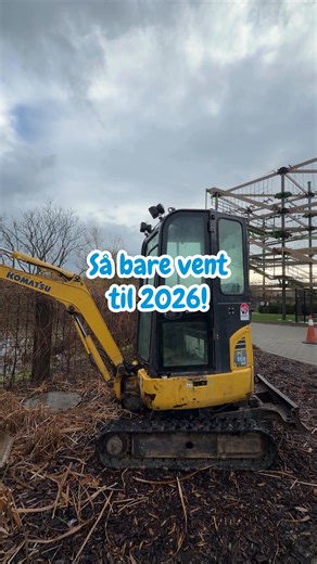 6.3K views · 30 reactions | Så vent bare til 2026!  Vores populære klatretårn er nemlig ved at få sig en vild udvidelse - næste år kan du svæve i fuld fart i en 45 meter lang zipline fra Sky Trail og ud i det område vi kalder "wetland". Det er det store grønne område bag ved klatretårnet og det bliver for fedt!⁠ ⁠ ... bare hvis du manglede endnu en grund til at få købt eller fornyet dit sæsonkort til næste år  | Universe Science Park | Facebook