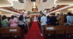 Ibadah Natal di GPIB Paulus Jakarta, Jemaat Diajak Mendoakan Perdamaian Dunia - Tribunnews.com
