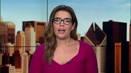 News anchor at ABC 7 Chicago wears glasses on-air to boost daughter's confidence