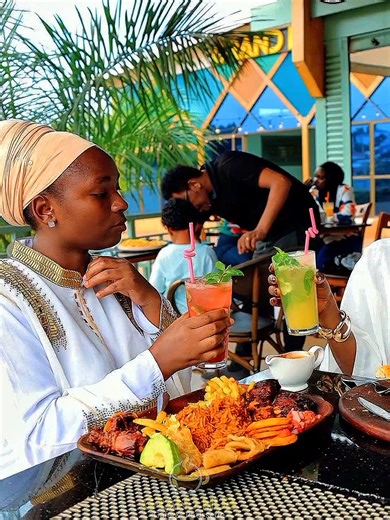 I love both the song and the FOOD... We are located in kabalagala behind shell and for online orders contact 0744146993 #Platter #lusaniya #ugandatiktok #fooddeals #muslim #Kampala #menu #habeshatiktok