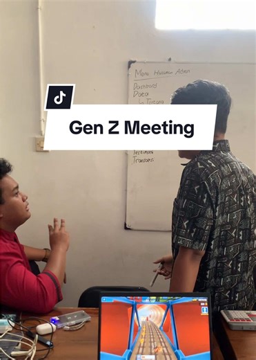 biar fokus harus liat subway surf, minecraft, atau 5 mins craft dulu #lifeatnazma #NazmaOffice #kantorgreenflag #fyp