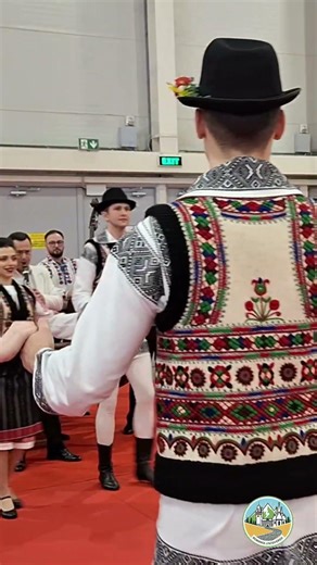 𝐑𝐨𝐦𝐚𝐧𝐢𝐚𝐧 𝐅𝐨𝐥𝐤 𝐃𝐚𝐧𝐜𝐞 𝐚𝐭 𝐓𝐓𝐑